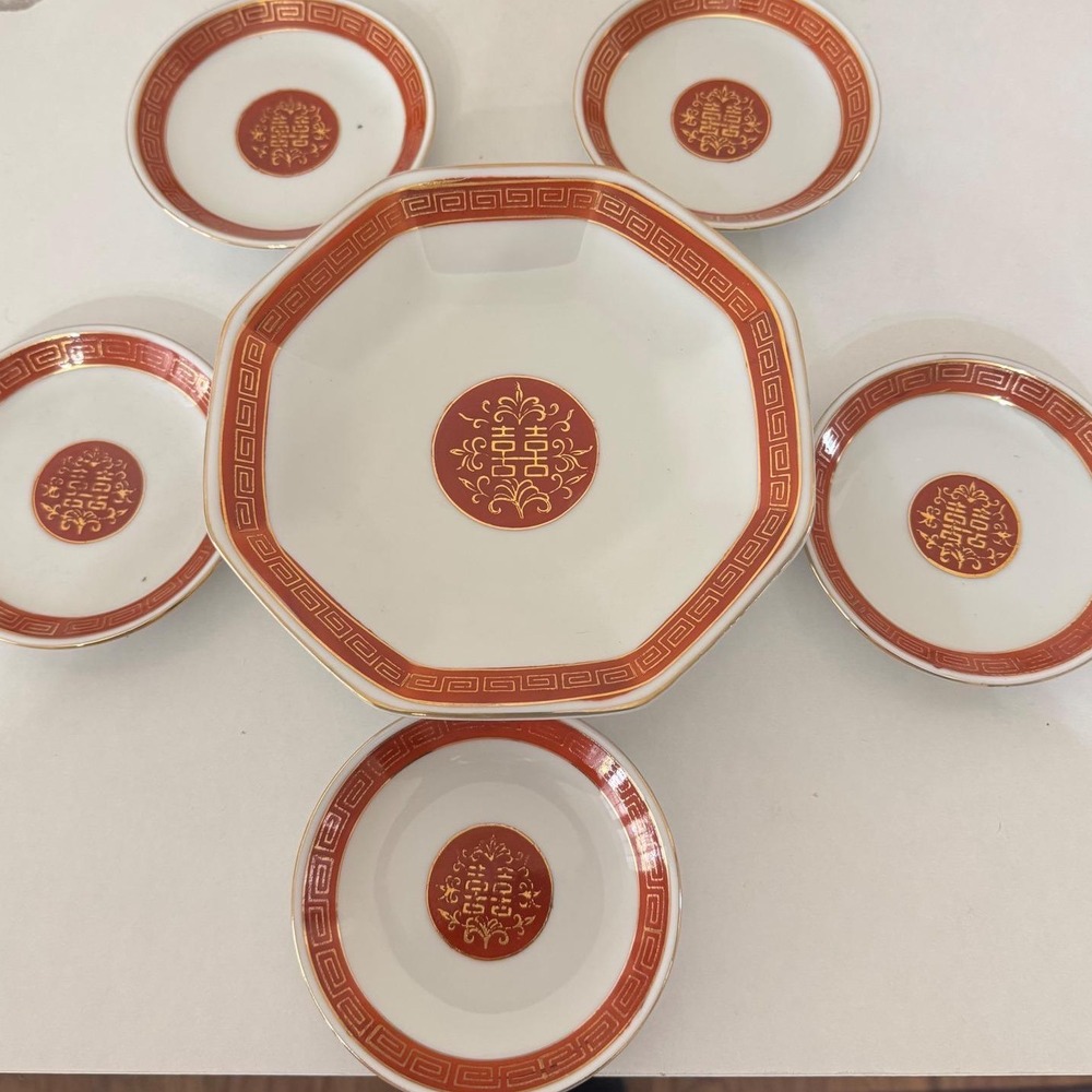 VTG Asian Porcelain Set 6 Small Plates Octagonal Bowl Gold trim (1912-1949) 乾隆